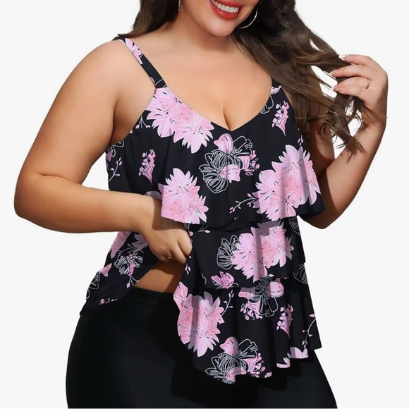 New- pink and black
3 ruffle floral swim tank top
Classic elegant 
3XL - Picture 4 of 4